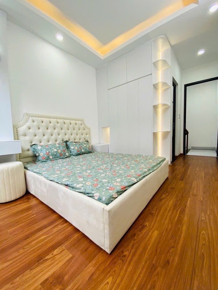 ĐỘI CẤN DT 25M x5 TẦNG NHÀ ĐẸP Ở NGAY,NỞ HẬU ĐẸP GIÁ 6 TỶ