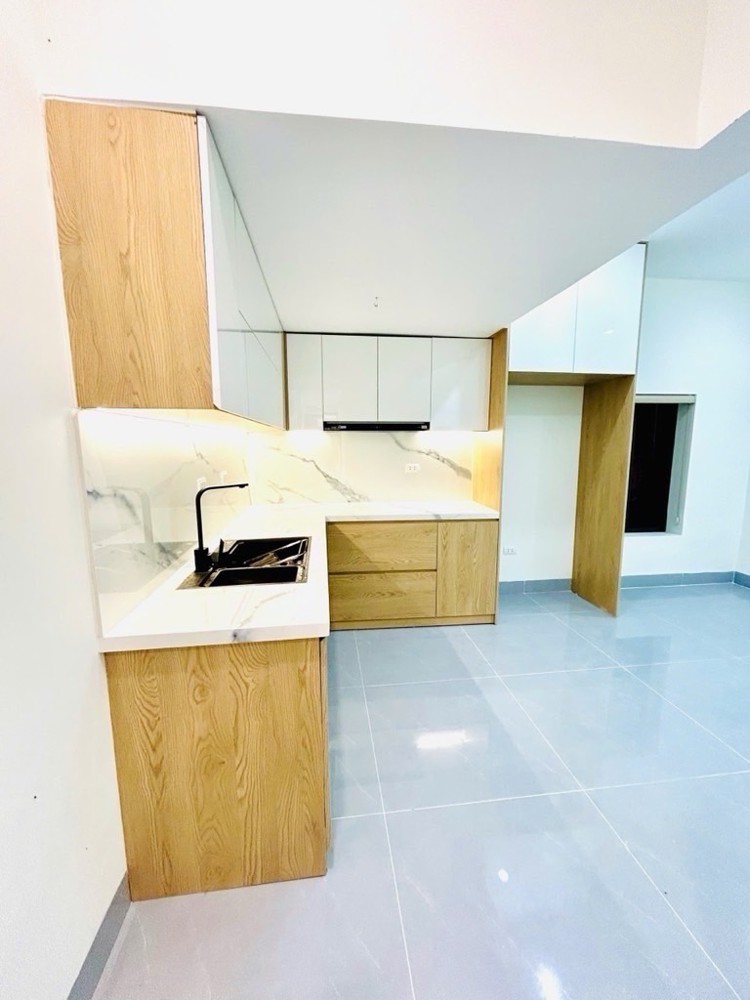 BÁN NHÀ ĐỨC GIANG LONG BIÊN, NGÕ NÔNG - Ô TÔ ĐỖ CỔNG - NHÀ MỚI KÍNH KOONG-45M NHỈNH 7 TỶ( TL)