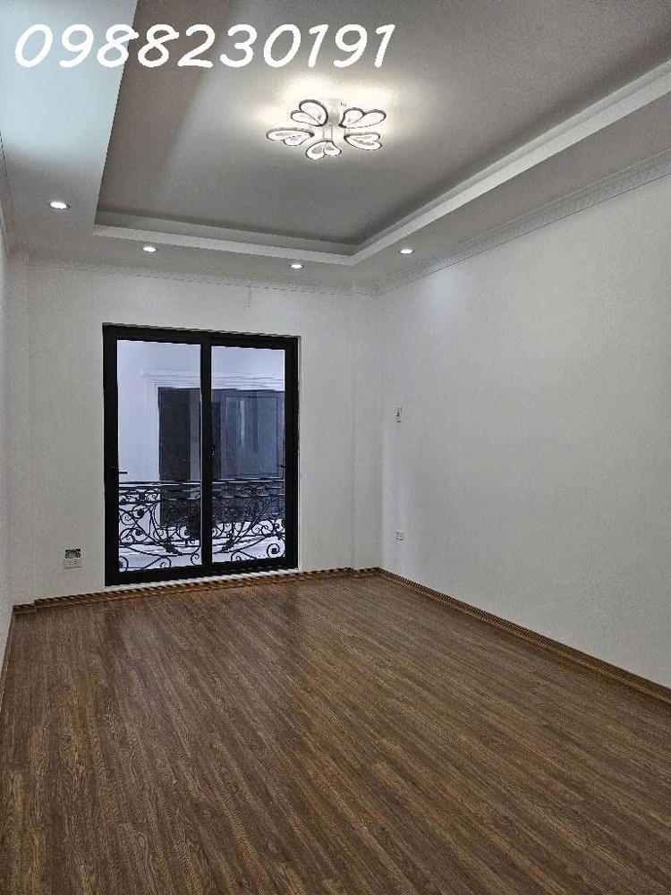 HÀNG HIẾM Bán nhà Nam Dư Hoàng Mai - 5 tầng - lô góc -full nội thất - hướng đông nam - gần ô tô