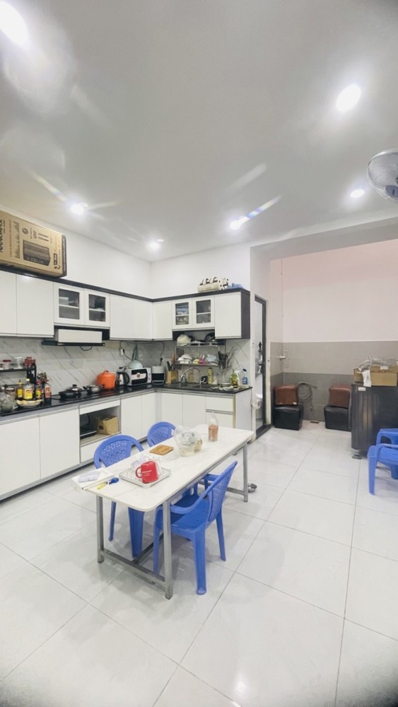 Bán nhà Tân Kỳ Tân Quý, Tân Phú - DT 64m2, A4 - Hẻm 6m thông xe tải