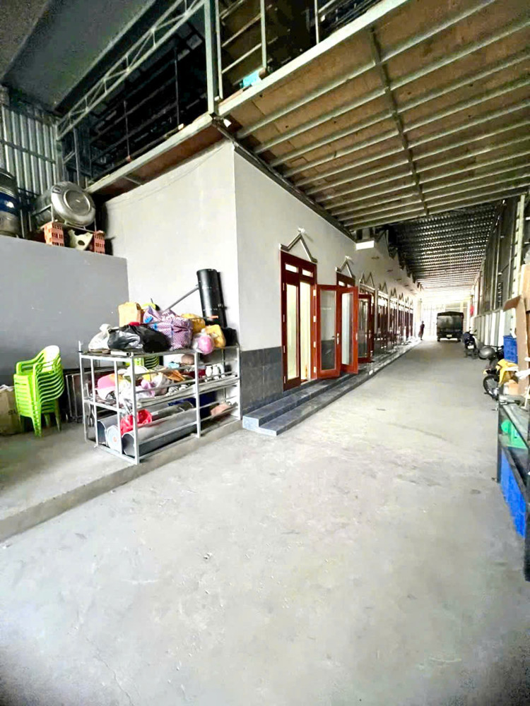 BÁN NHÀ CẤP 4 + KHO XƯỞNG 500M  NHỊ BÌNH  HÓC MÔN ĐƯỜNG XE TẢI SHR GẦN Q12