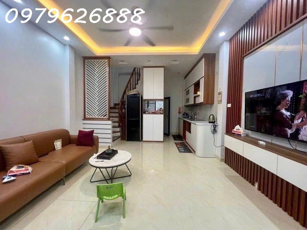 NHÀ MỚI – Ở NGAY – TRUNG TÂM CẦU GIẤY - 31x5 T - GIÁ CHỈ 9.1 TỶ
