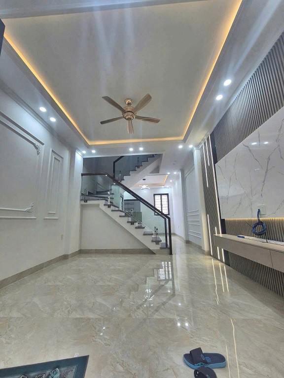 CHỈ CÒN 1 CĂN DUY NHẤT - NHÀ 3 TẦNG GIÁ TỐT TẠI CAM LỘ, P. HỒNG BÀNG