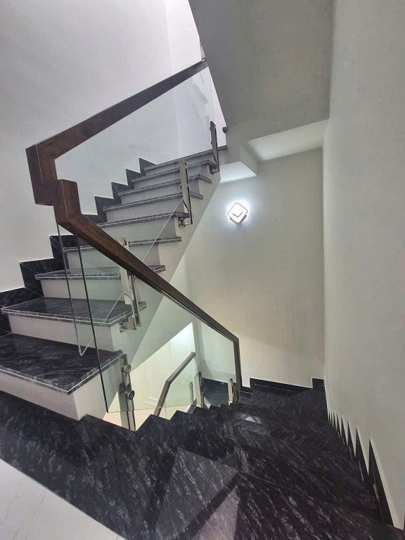 CHỈ CÒN 1 CĂN DUY NHẤT - NHÀ 3 TẦNG GIÁ TỐT TẠI CAM LỘ, P. HỒNG BÀNG