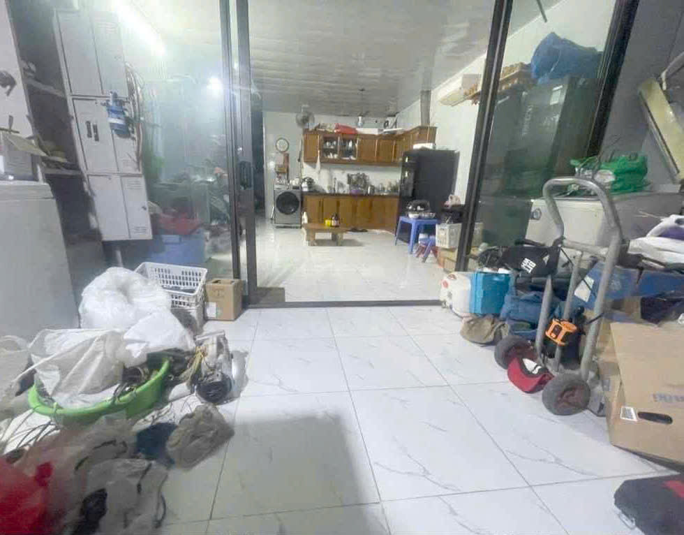 Tôi chính chủ cần bán nhà cấp 4 mặt ngpx 271 Bùi Xương Trạch 105m - Ô  tô tránh kinh doanh 6,3 tỷ