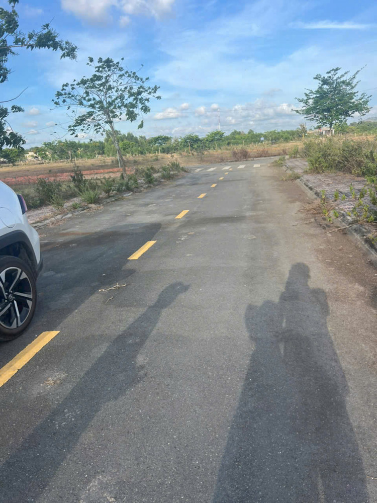 💕💕💕 Diện tích 5x29-Thổ cư 100m2
💕💕💕 Mặt tiền nhựa Ấp 1.Tóc Tiên-Gần hồ rất mát mẻ