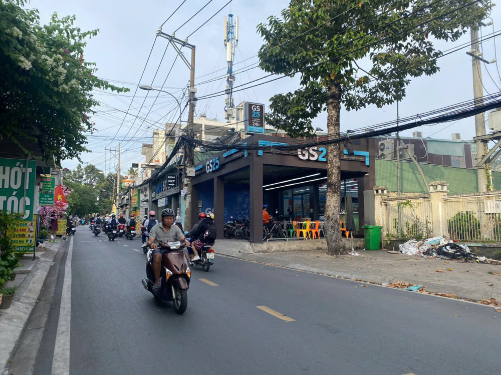 Nhà mặt tiền Chương Dương, ngay ngã 4 Thủ Đức. DT 8x27. Đang cho thuê 60tr/tháng