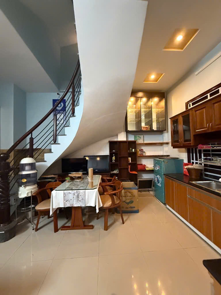Nhà góc 2 mặt hẻm 6m ô tô quay đầu – nguyễn thị thập, kế khu him lam, gần lotte