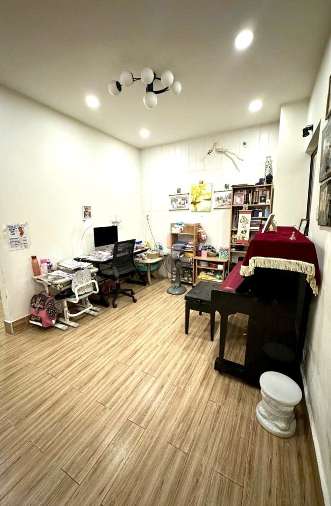 NHÀ THỦ ĐỨC, ĐƯỜNG SỐ 8, TAM PHÚ, 3 TẦNG, 88M2 