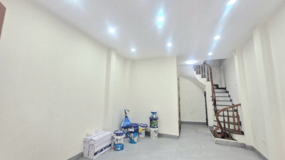 Bán nhà đep Trịnh Văn Bô- Phương Canh 7 tầng thang máy full nội thất về ở luôn