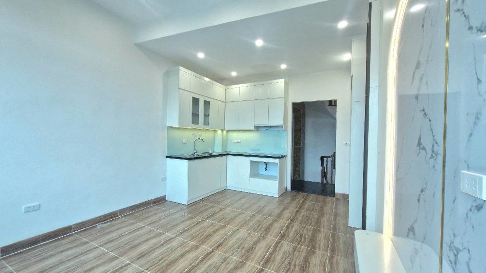 Bán nhà đep Trịnh Văn Bô- Phương Canh 7 tầng thang máy full nội thất về ở luôn