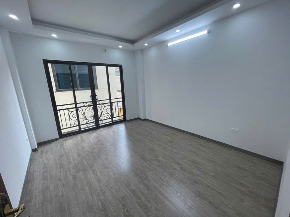 BÁN NHÀ ĐẠI LA - NHÀ MỚI, THANG MÁY, GẦN PHỐ, 2 THOÁNG - DT40M2X5T - GIÁ 9,3 TỶ
