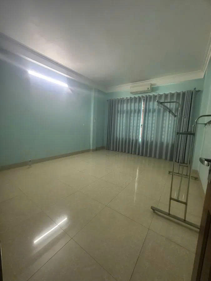 Siêu Hot - Căn LK Kiến Hưng - Hà Đông 50M X 5 TẦNG , MT 4M  P.LÔ VỈA HÈ-OTO TRÁNH, Giá Sốc Chỉ 13