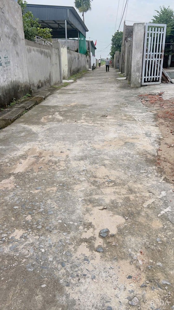 Lô góc cực hiếm Hữu Bằng – ô tô vào tận đất, giá chỉ 1,2xx tỷ  ZALO 0567 222 555