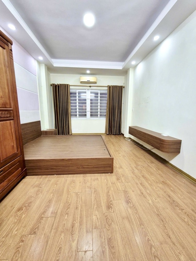 HÀNG HIẾM CÒN SÓT LẠI-NHÀ ĐẸP Ở NGAY-ĐẦY ĐỦ CÔNG NĂNG – GIÁ HỢP LÝ_5 TẦNG – 30/35M2-7,9 TỶ