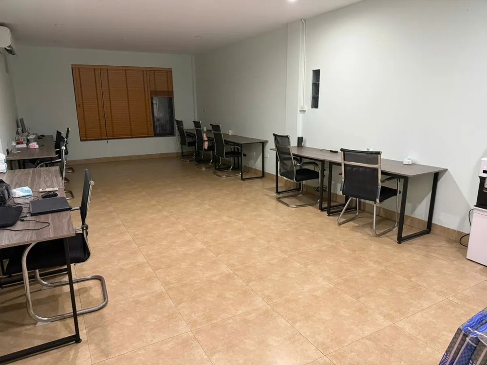 CHUYỂN NHƯỢNG TÒA NHÀ THƯƠNG MẠI LÔ GÓC, MẶT PHỐ TRIỀU KHÚC, THANH XUÂN