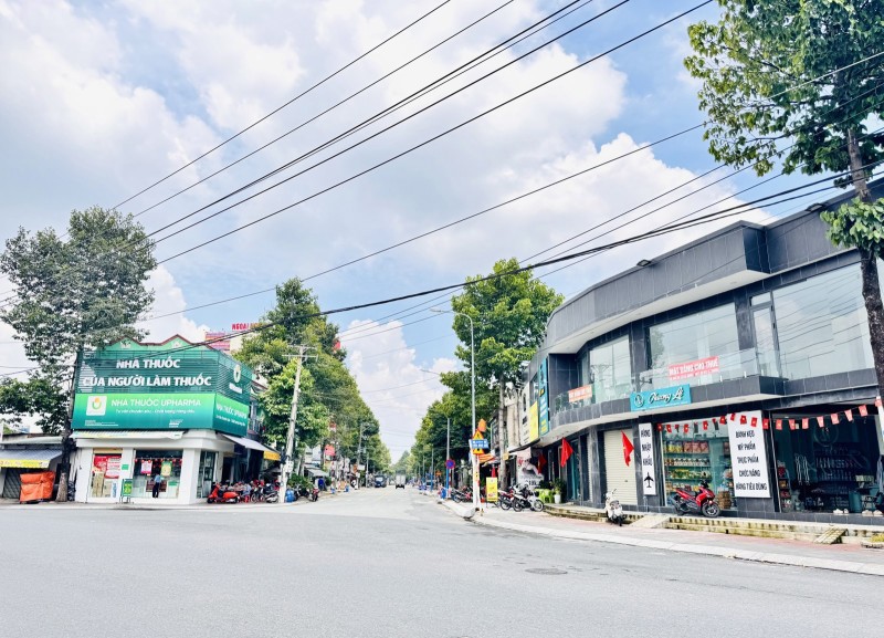 Bán 219m² đất Đông Hòa,SHR đường 2 xe hơi,gần Nhà Thi Đấu Dĩ An