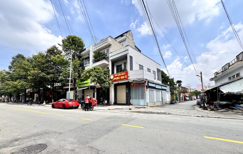 Bán 219m² đất Đông Hòa,SHR đường 2 xe hơi,gần Nhà Thi Đấu Dĩ An
