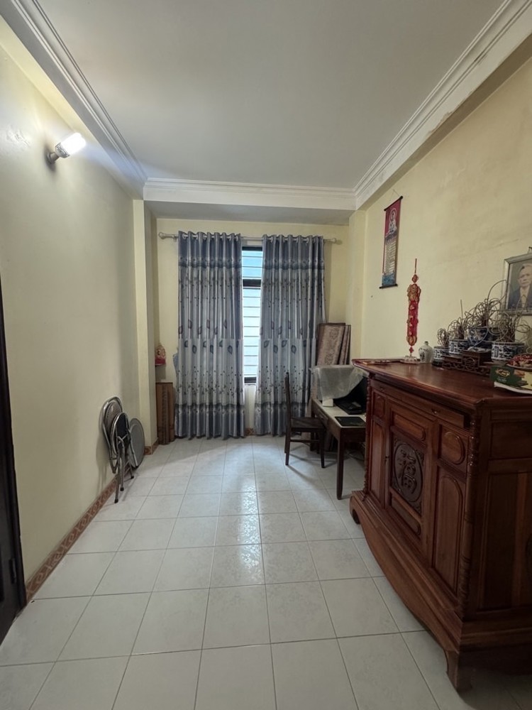 TRẦN THÁI TÔNG DT 36M x MT 5M-8,5 TỶ NGÕ RỘNG,THÔNG,GẦN Ô TÔ