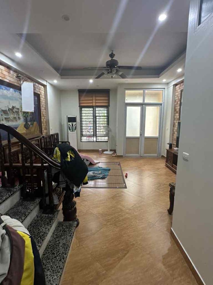 bán nhà Ngọc Thuỵ, 100m x 5 tầng, mặt tiền 5m, ngõ thông, ôtô đỗ cửa