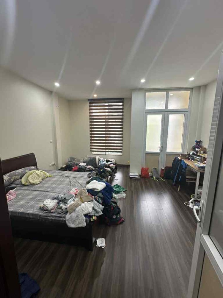 bán nhà Ngọc Thuỵ, 100m x 5 tầng, mặt tiền 5m, ngõ thông, ôtô đỗ cửa
