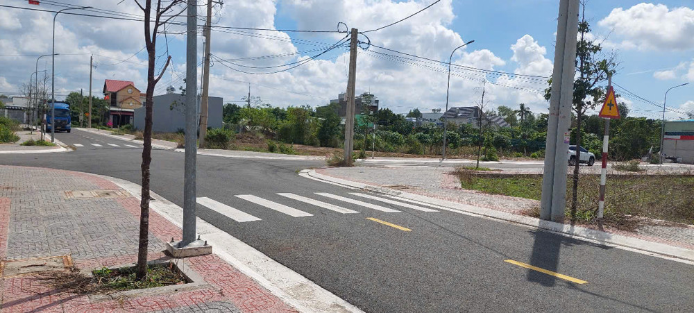 Long phước 570mv 192mv thổ cư khu dân cư
