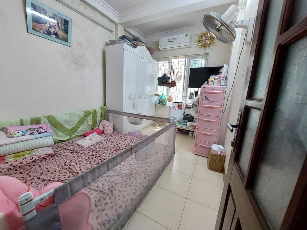 Bán Nhà Đội Cấn 30/33m2. 4 tầng. mặt tiền 3m. giá 10.5 tỷ Ba Đình Hà Nội