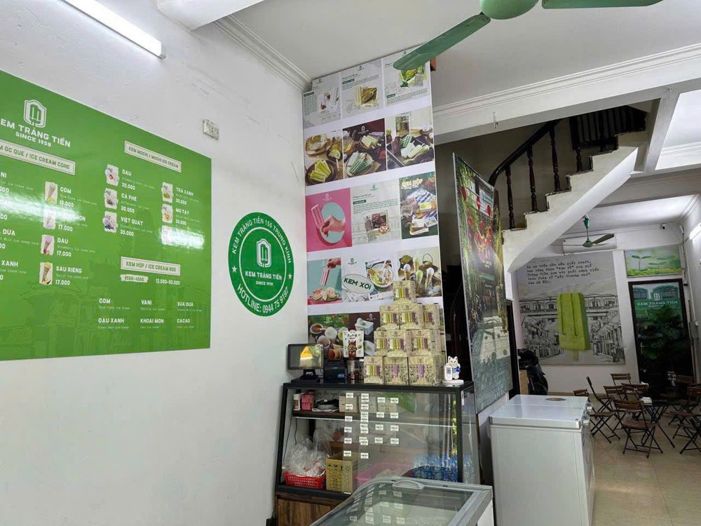 CHÍNH CHỦ SANG NHƯỢNG CỬA HÀNG KEM TRÀNG TIỀN – MẶT PHỐ TRUNG KÍNH, ĐÔNG KHÁCH ỔN ĐỊNH