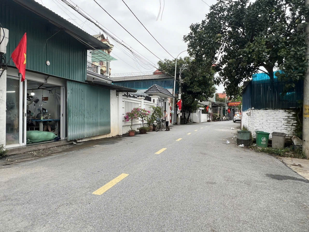 NẢNH ĐẤT ĐẸP ; THƯỢNG MỖ- Ô TÔ TẢI TRÁNH, THÔNG TỨ TUNG, VỊ TRÍ CỰC HIẾM ,
DIỆN TÍCH 79M- MĂT- HẬU