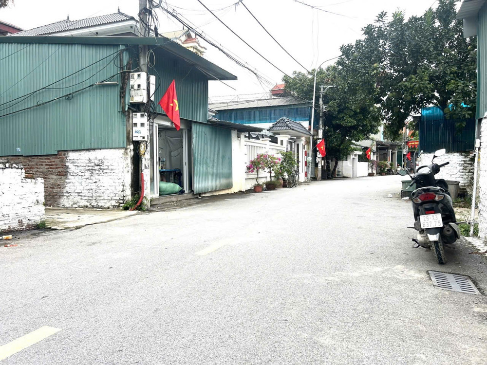 NẢNH ĐẤT ĐẸP ; THƯỢNG MỖ- Ô TÔ TẢI TRÁNH, THÔNG TỨ TUNG, VỊ TRÍ CỰC HIẾM ,
DIỆN TÍCH 79M- MĂT- HẬU