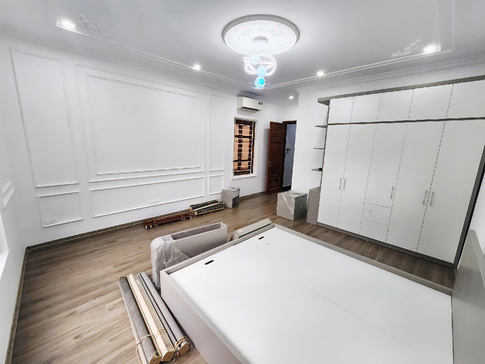 Bán nhà Cầu Giấy trung tâm quận, 30m² x 5 tầng, hơn 7 tỷ – gần Nguyễn Khang, Quan Hoa