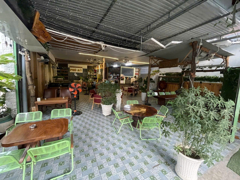Nhà Bè ! QUÁN CAFÉ ĐẸP LẮM ! SANG RẺ CHỈ 180 tr QUÁN CAFE GÓC 2 MT : 10m x 25m, Liên hệ: 0973508530