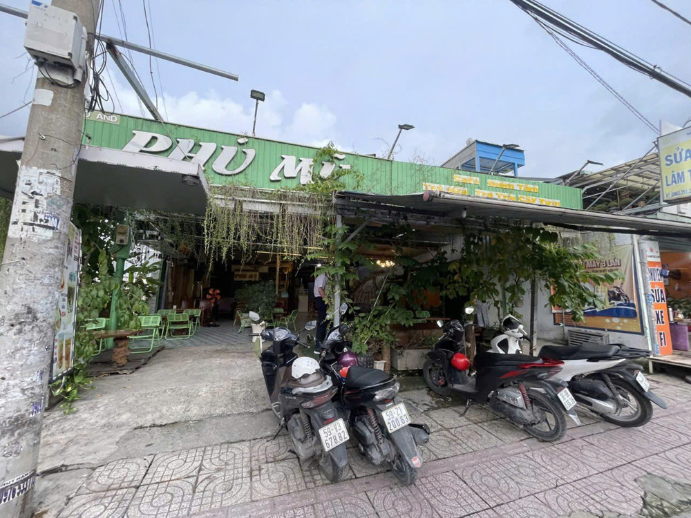 Nhà Bè ! QUÁN CAFÉ ĐẸP LẮM ! SANG RẺ CHỈ 180 tr QUÁN CAFE GÓC 2 MT : 10m x 25m, Liên hệ: 0973508530