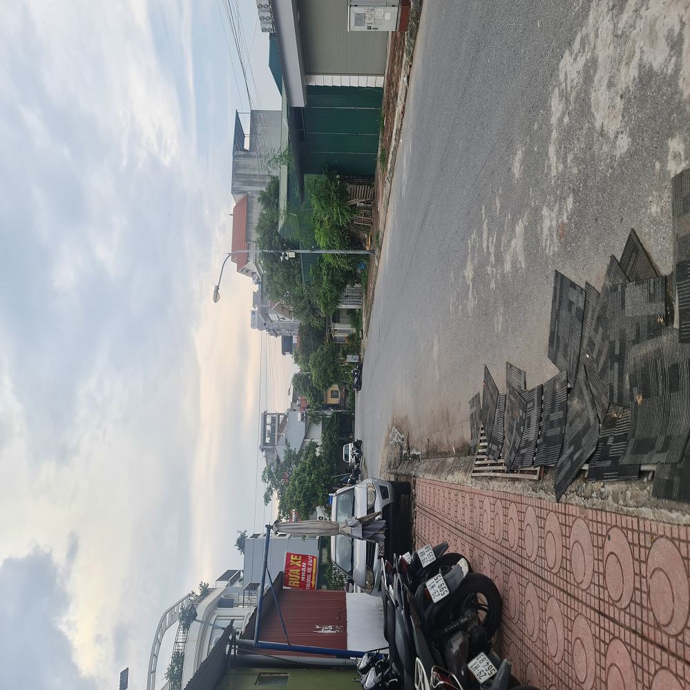 Đông Dư, Gia Lâm, Hà Nội. Diện tích 123m2, đường 4m thông, gần đường 39 giá đầu tư. Lh 0989894845