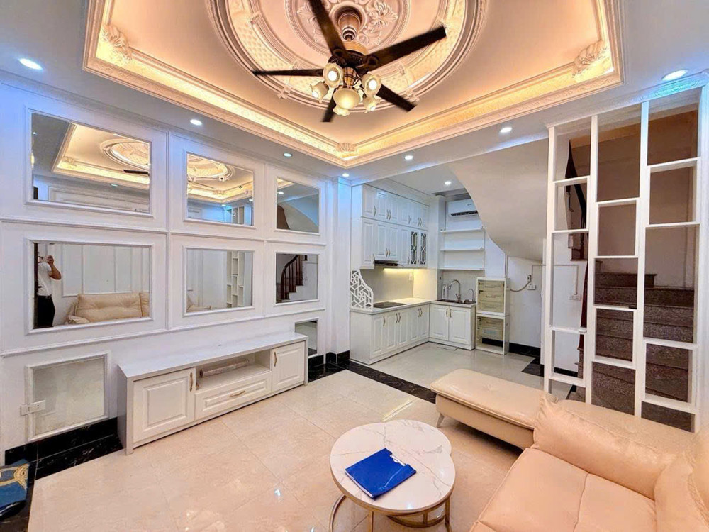 Bán nhà Pháo Đài Láng - Ngõ thông kinh doanh, nhà dân xây 33m 5 tầng nội thất đẹp