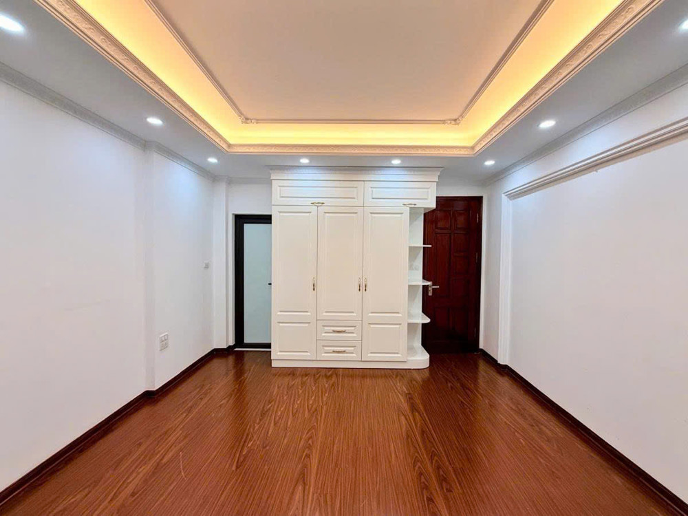 Bán nhà Pháo Đài Láng - Ngõ thông kinh doanh, nhà dân xây 33m 5 tầng nội thất đẹp
