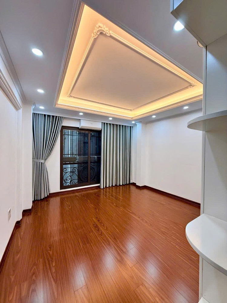 Bán nhà Pháo Đài Láng - Ngõ thông kinh doanh, nhà dân xây 33m 5 tầng nội thất đẹp