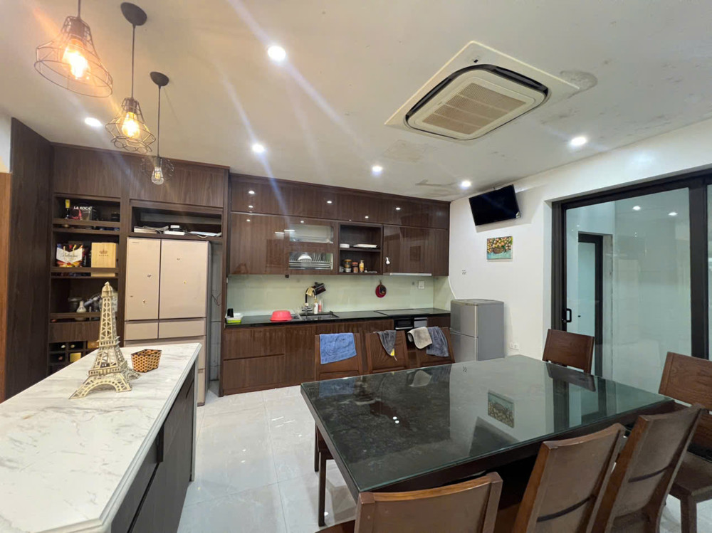 ÔNG ANH BẠN EM .CHÍNH CHỦ DO CHUYỀN NHÀ VÀO SÀI GÒN SỐNG NÊN RẤT CẦN BÁN CĂN LK. ĐÔ THỊ TÂN TÂY