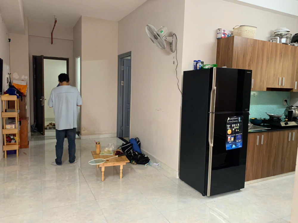 Bán căn hộ chung cư Blue Sky Tower Quận 2, HCM 59m2 2PN hướng đông view hồ bơi 2,3 tỷ bao hết phí