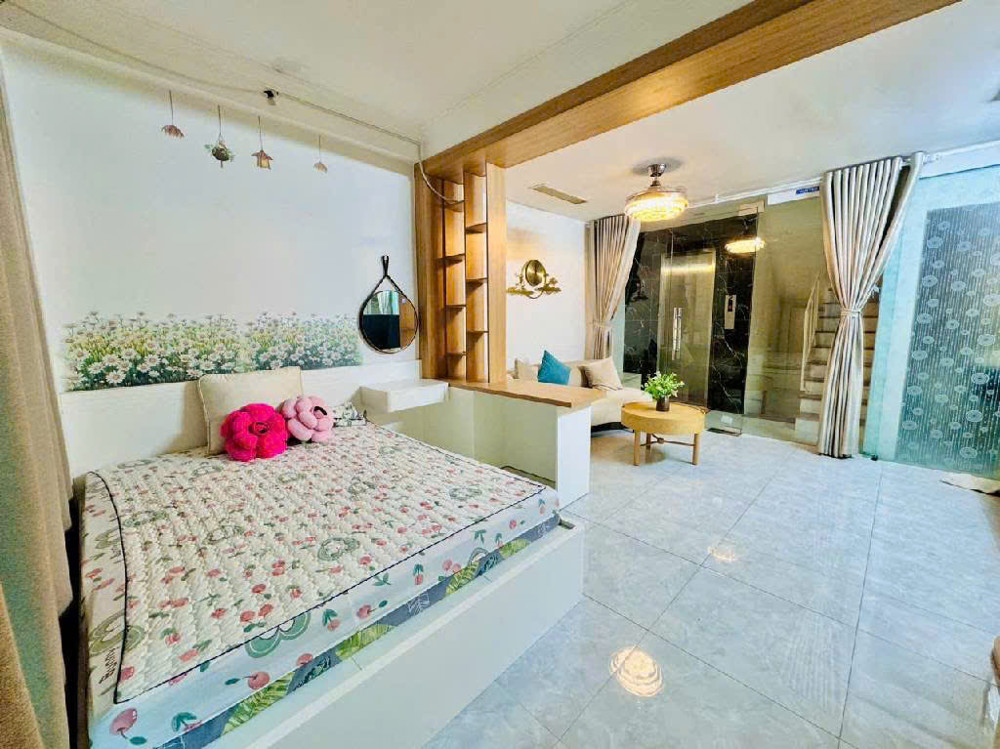Nhà Trích Sài 34m, 7 tầng, thang máy, Full nội thất xịn sò!