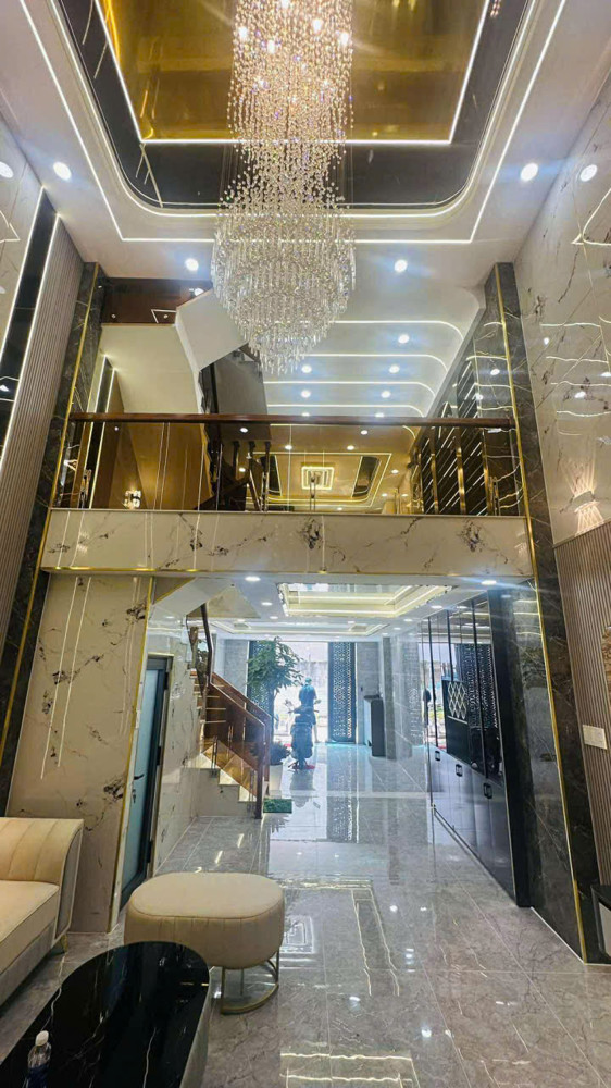 Full nội thất, sổ hoàn công – Nhà 5 tầng 6PN/7WC, ô tô đậu trước nhà, LH 0382202524