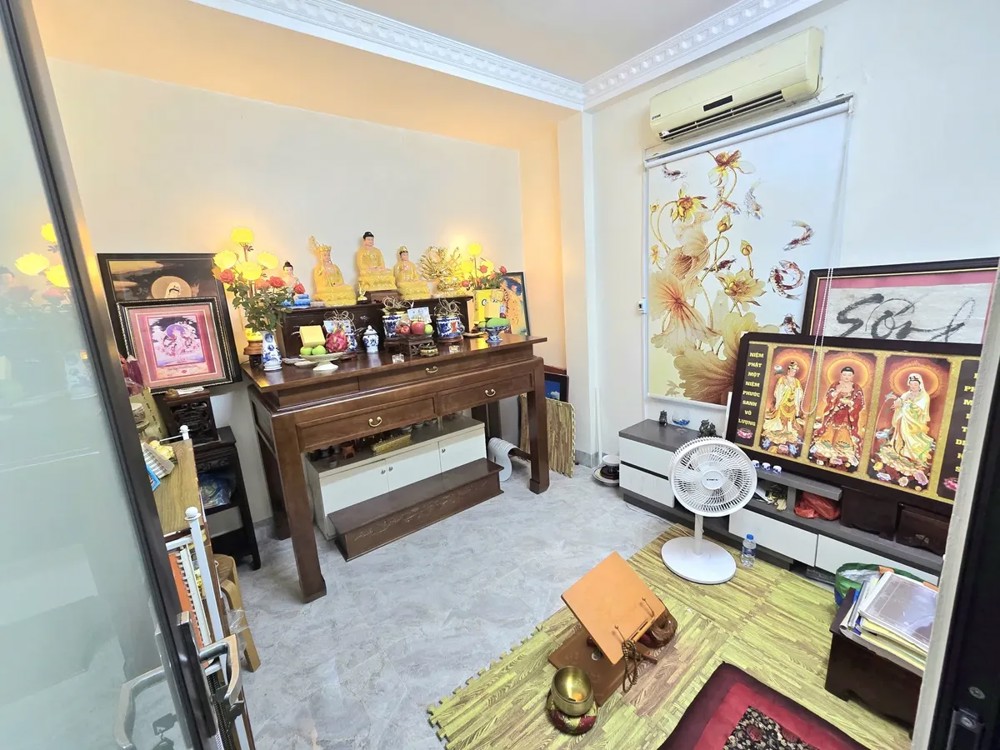Bán Nhà Linh Lang 84m2. 5 tầng. mặt tiền 7m. giá 65 tỷ Ba Đình Hà Nội