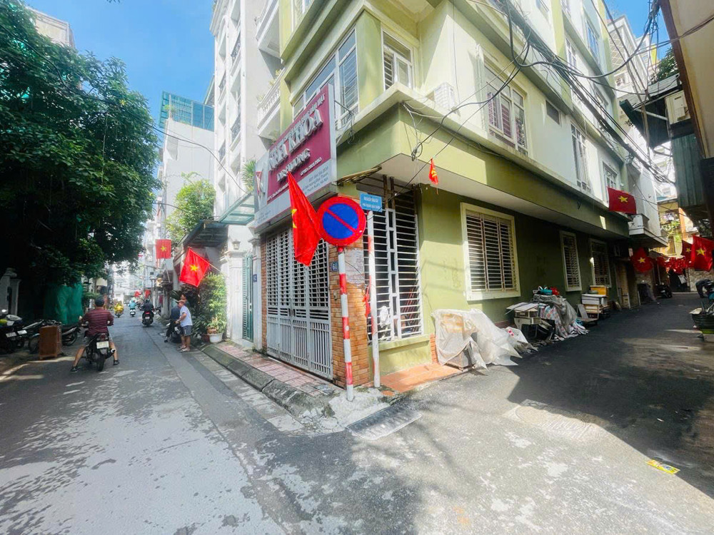 Bán nhà Hoàng Đạo Thành - Phân lô ô tô tránh lô góc 3 thoáng 90m 4 tầng 25,5 tỷ