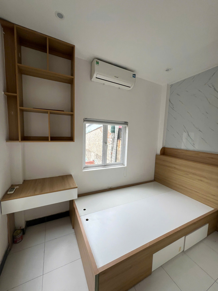 Kịch độc chỉ 1.5 tỷ sở hữu ngay nhà 5 tầng Phố Tôn Đức Thắng, Hàng Bột, Đống Đa
