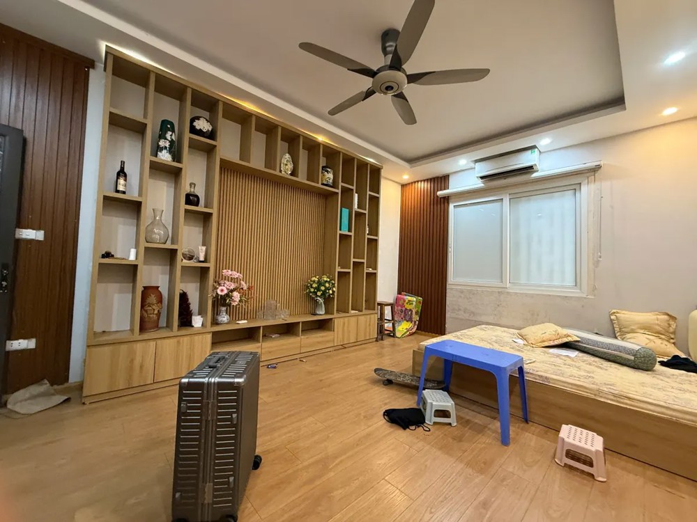 Bán Nhà Tây Sơn 25m2. 5 tầng. mặt tiền 4.1m. giá 7.98 Tỷ Đống Đa Hà Nội