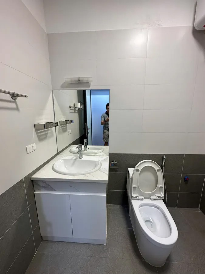 BÁN NHÀ RIÊNG PHỐ Thạch Bàn 40m2 X 5 Tầng 7.95 tỷ Long Biên Hà Nội