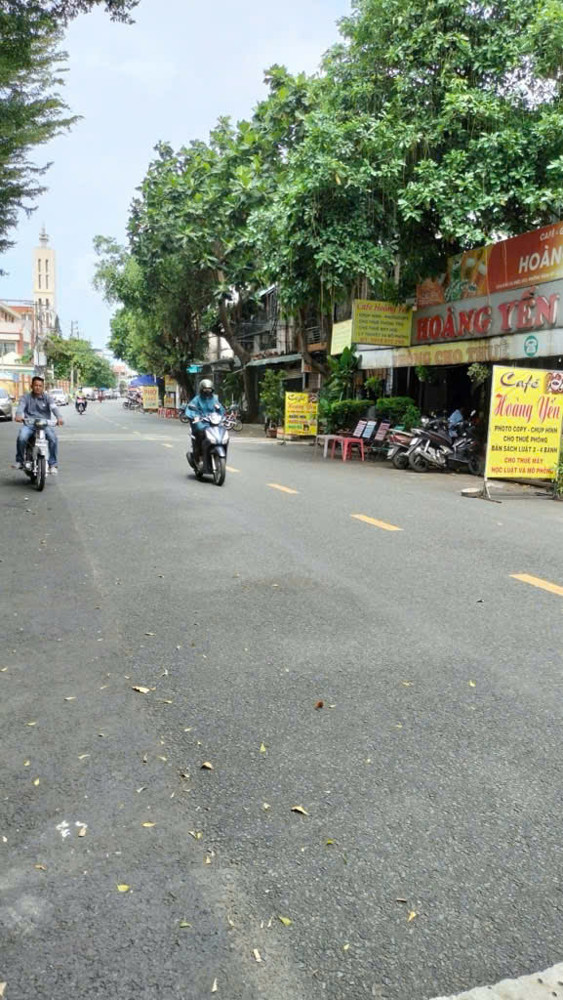 Bán nhà 1 trệt 1 lầu Hà Thị Khéo đối diện Cao đẵng GTVT, Khu dân cư đông LH 0382202524