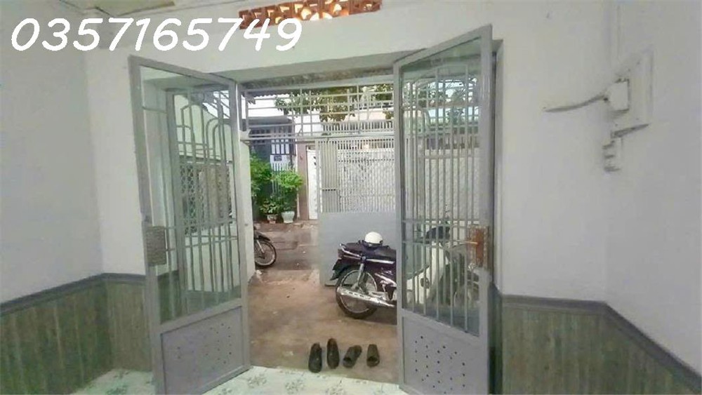BÁN NHÀ TRUNG TÂM QUẬN 9 - 2P RA LÊ VĂN VIỆT - HẺM XE Ô TÔ THOẢI MÁI - GẦN ĐH TÀI CHÍNH MARKETING 