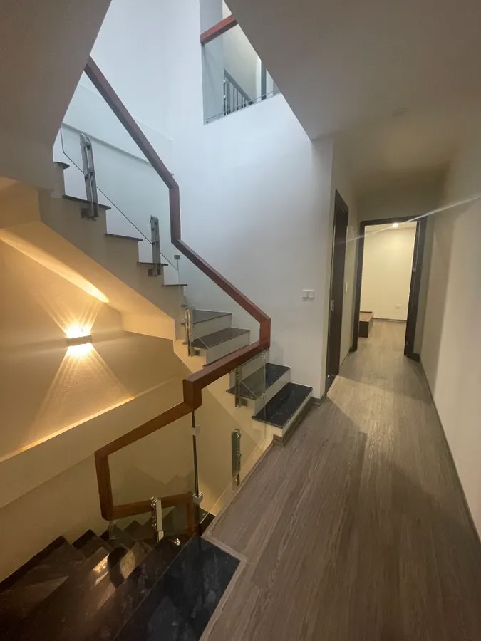 NHÀ MỚI FULL NỘI THẤT NHẬP KHẨU Ngọc Thụy 42m2 X 4 Tầng 9 tỷ Long Biên Hà Nội