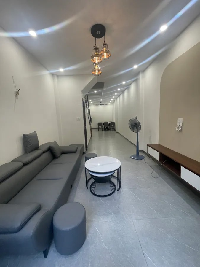 NHÀ MỚI FULL NỘI THẤT NHẬP KHẨU Ngọc Thụy 42m2 X 4 Tầng 9 tỷ Long Biên Hà Nội